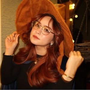 Meet your Posher, Kaitlin